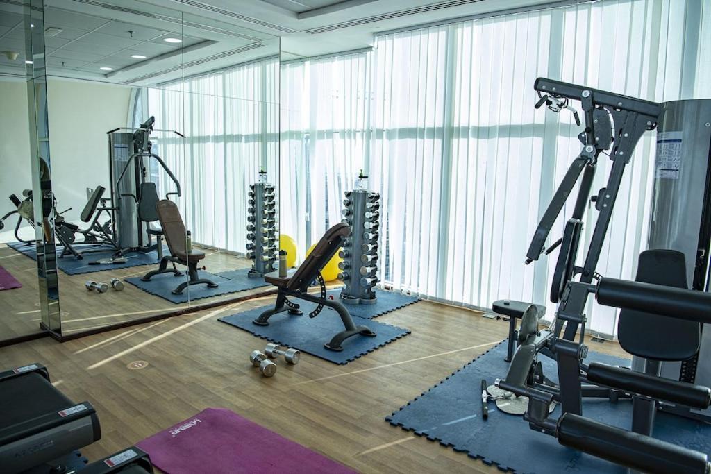 Studio In The Heart Of Sports City -Great View & Amenities! Dubai Eksteriør billede